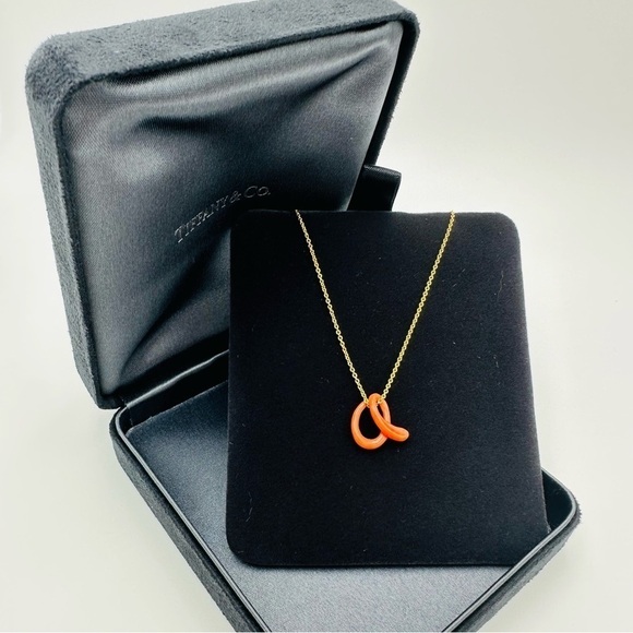 RARE Tiffany & Co. Vintage Coral Letter “A” Initial Necklace 18K Yellow Gold Box - Picture 9 of 10